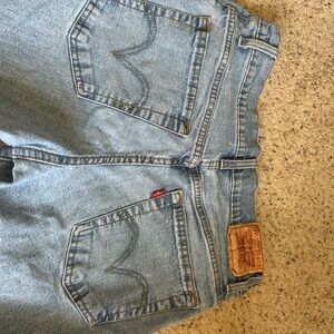 Levi’s relaxed fit boot cut 10 M women’s